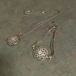 Jewelry necklace and bracelet. Good condition .